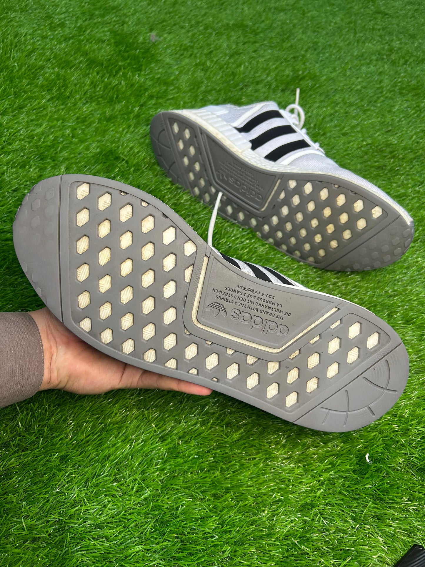 Adidas NMD_R1