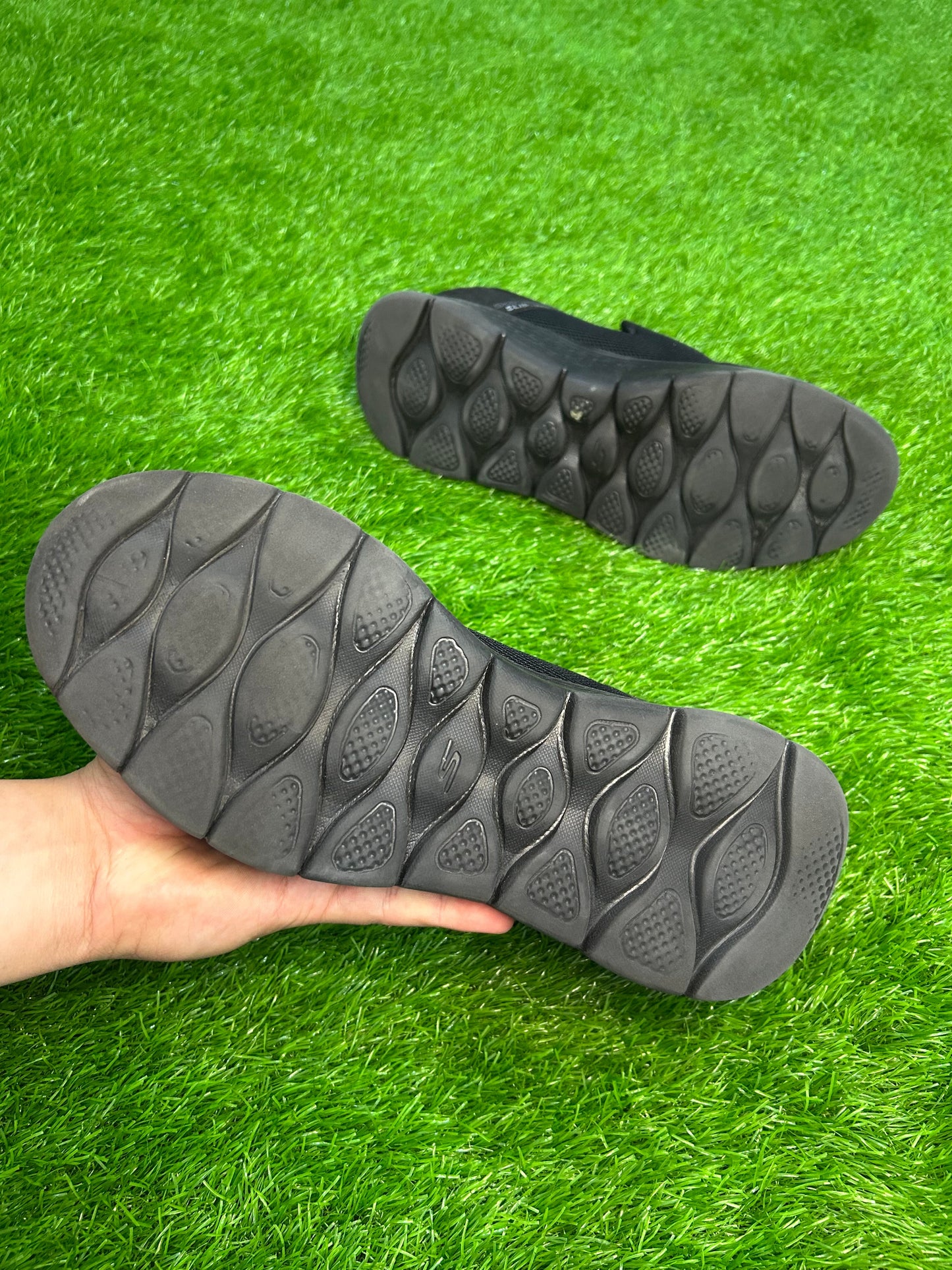 Skechers Hands Free Slip-Ins GO Walk