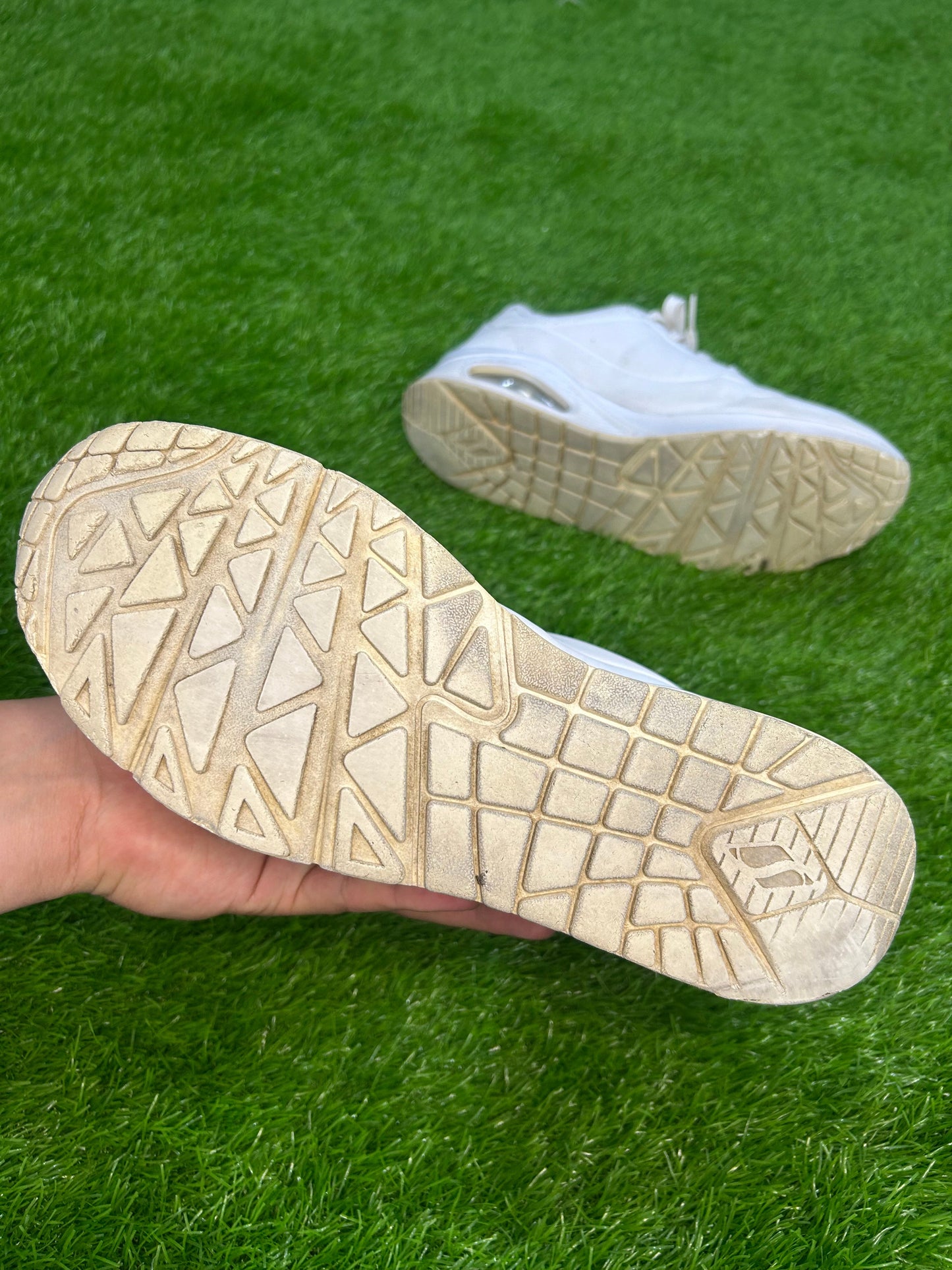 Skechers UNO