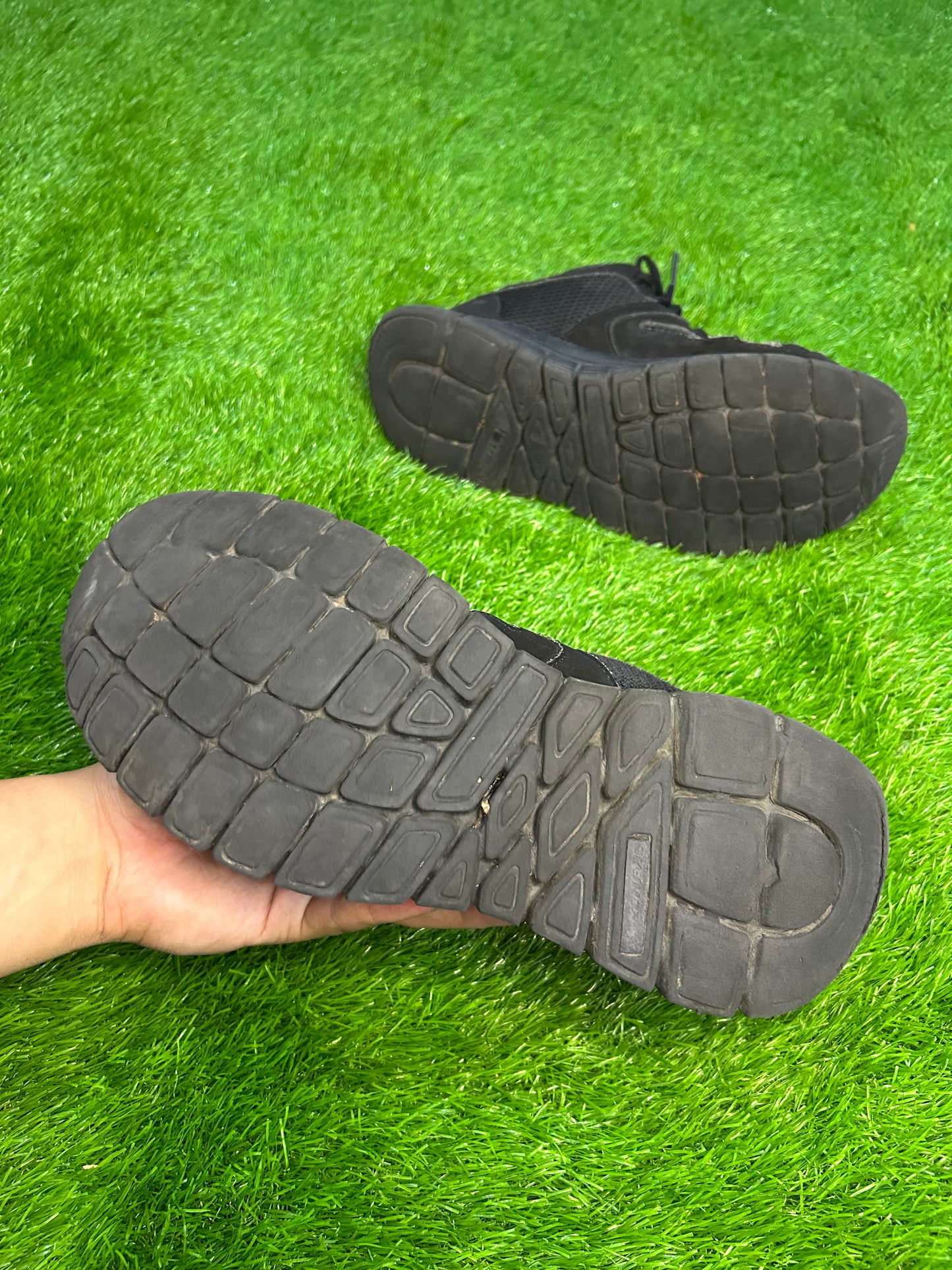 Skechers