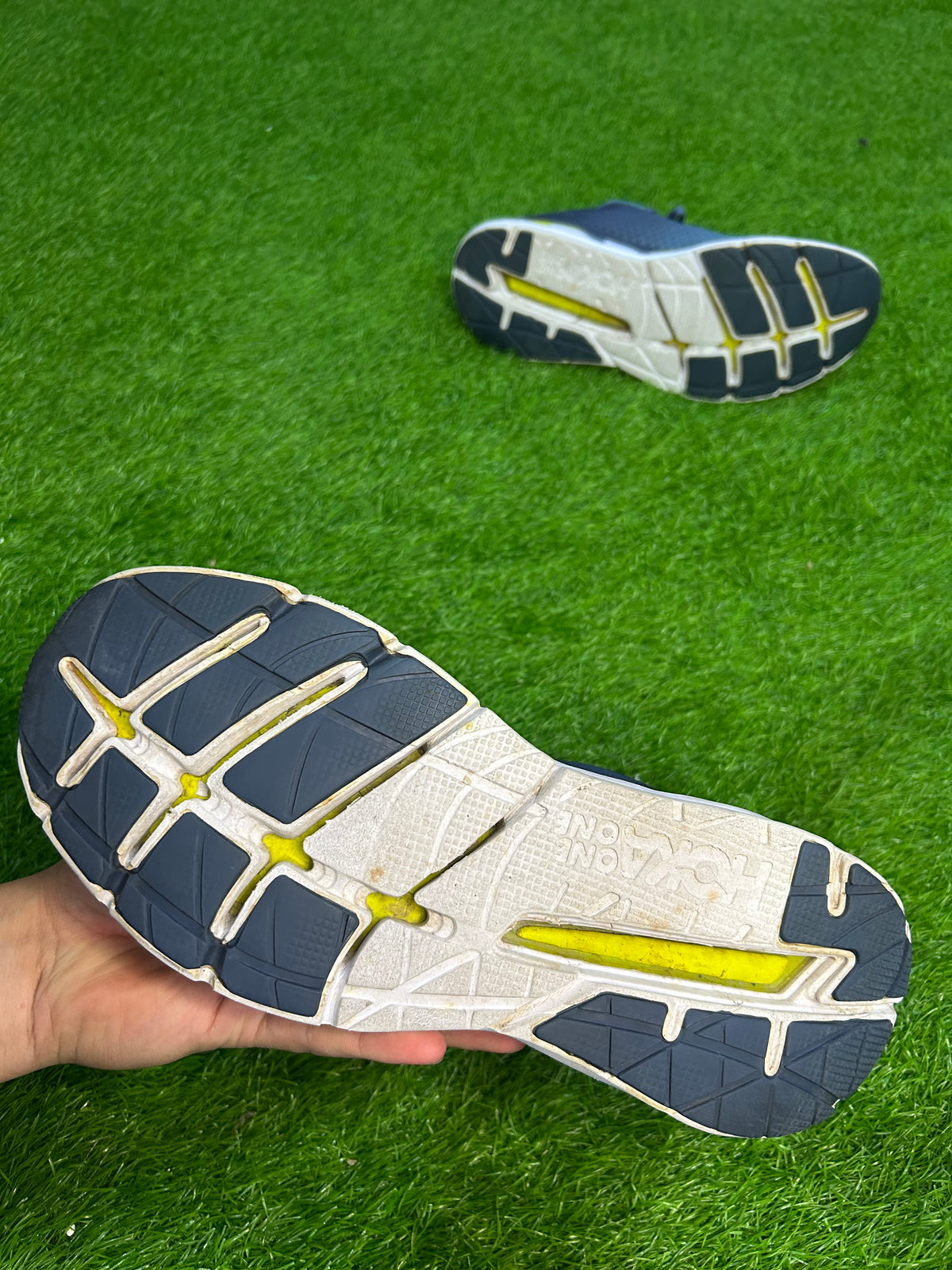 Hoka One One Elevon