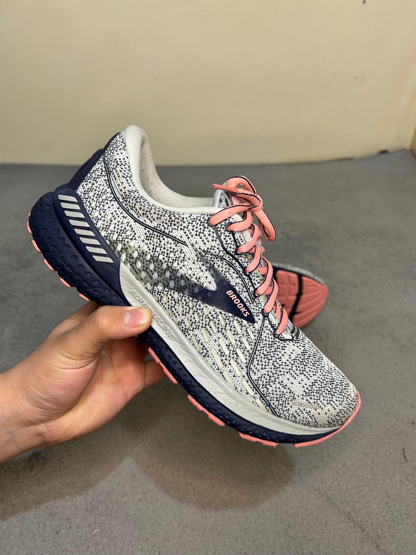 Brooks Adrenaline GTS 21