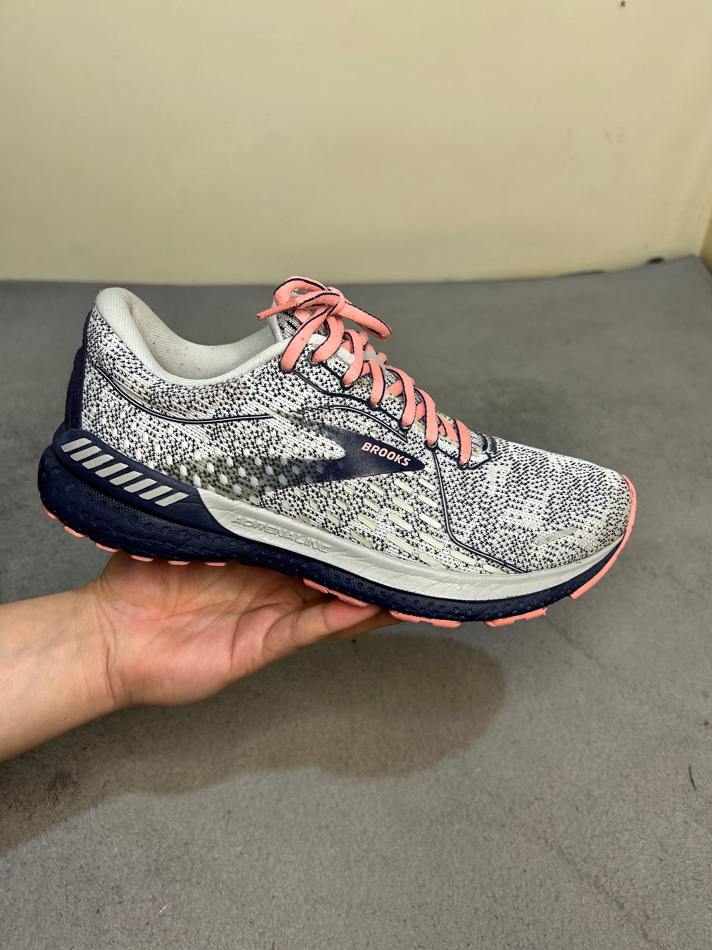 Brooks Adrenaline GTS 21