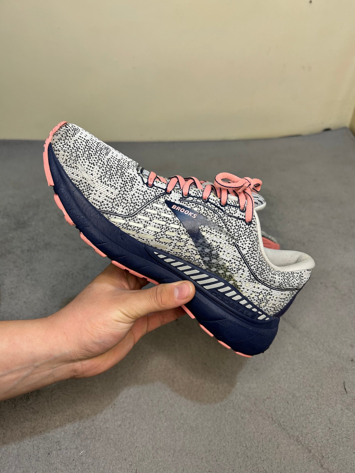 Brooks Adrenaline GTS 21