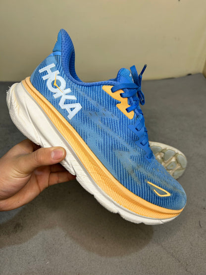 Hoka Clifton 9