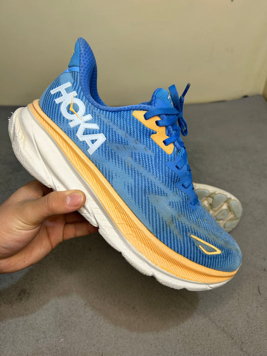 Hoka Clifton 9