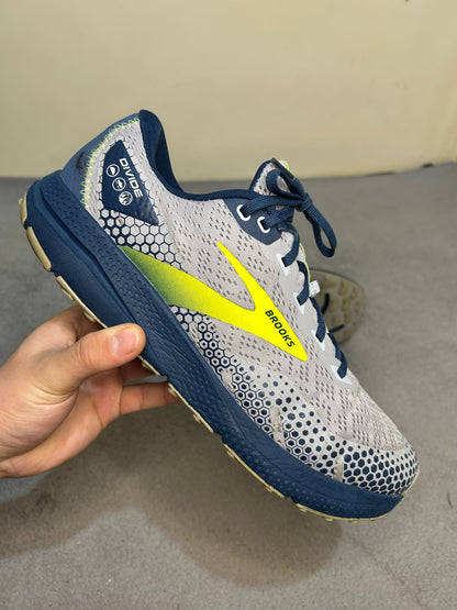 Brooks Divide 3 Trail