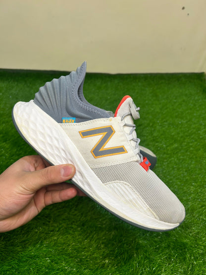 New Balance Fresh Foam Roav