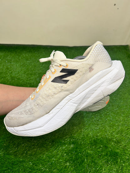 New Balance Fuel Cell SuperComp Trainer v3