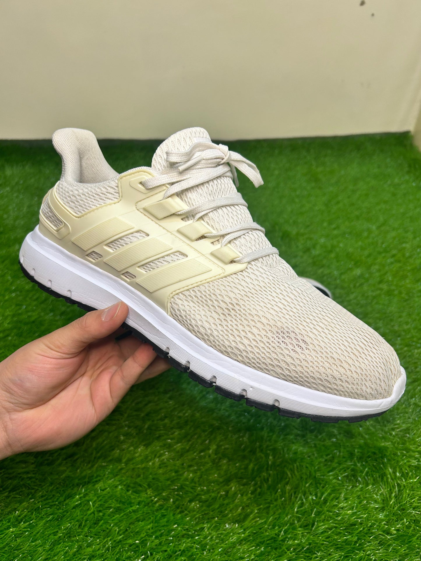 Adidas UltimaShow