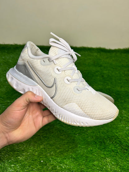 Nike Renew Run