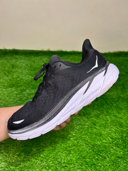 Hoka One One Clifton 8