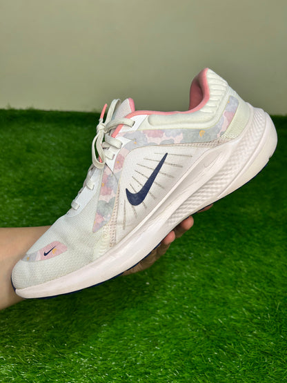 Nike Quest 5 Premium
