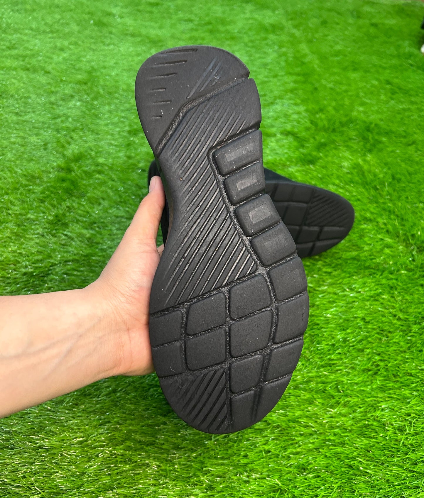 Skechers Slip-on Trainers