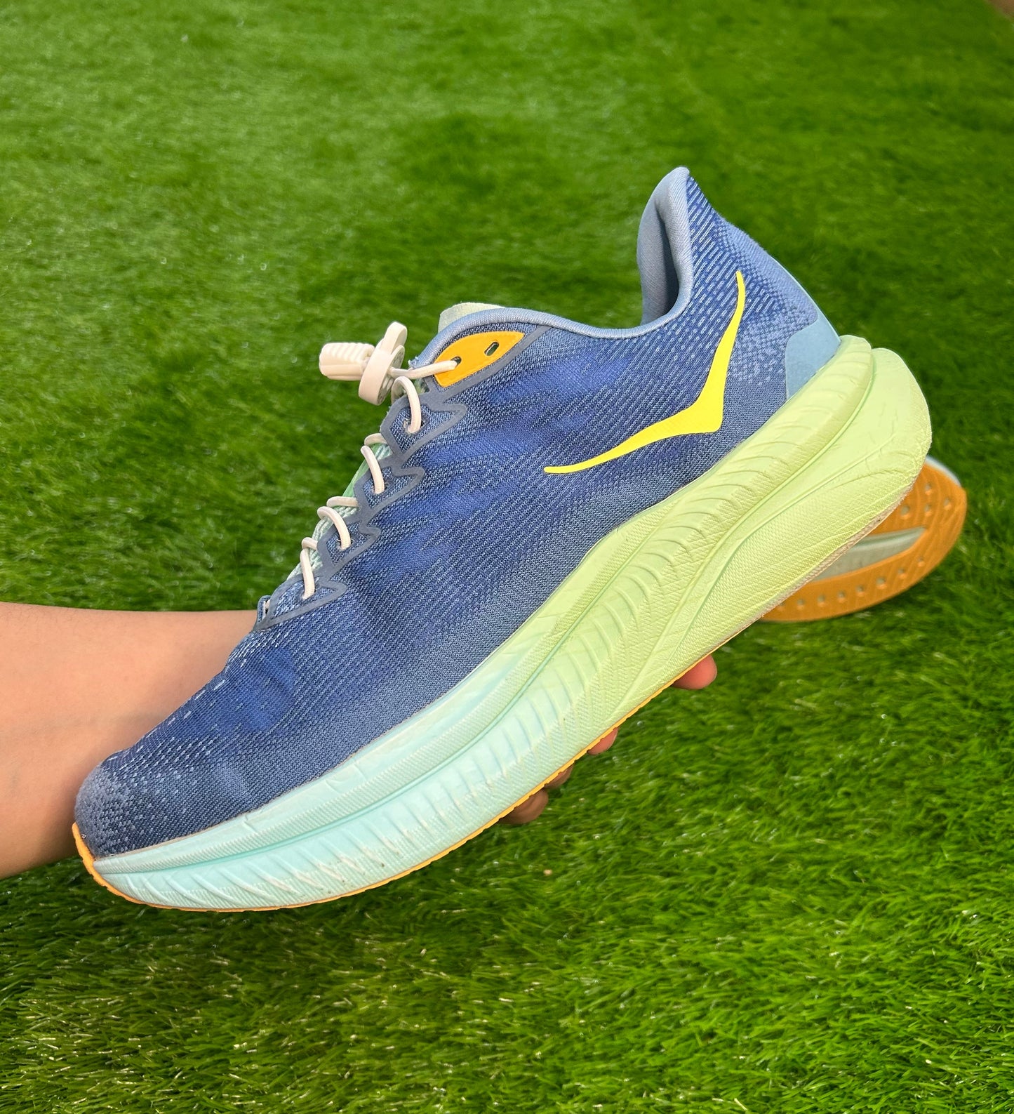 Hoka Mach 6