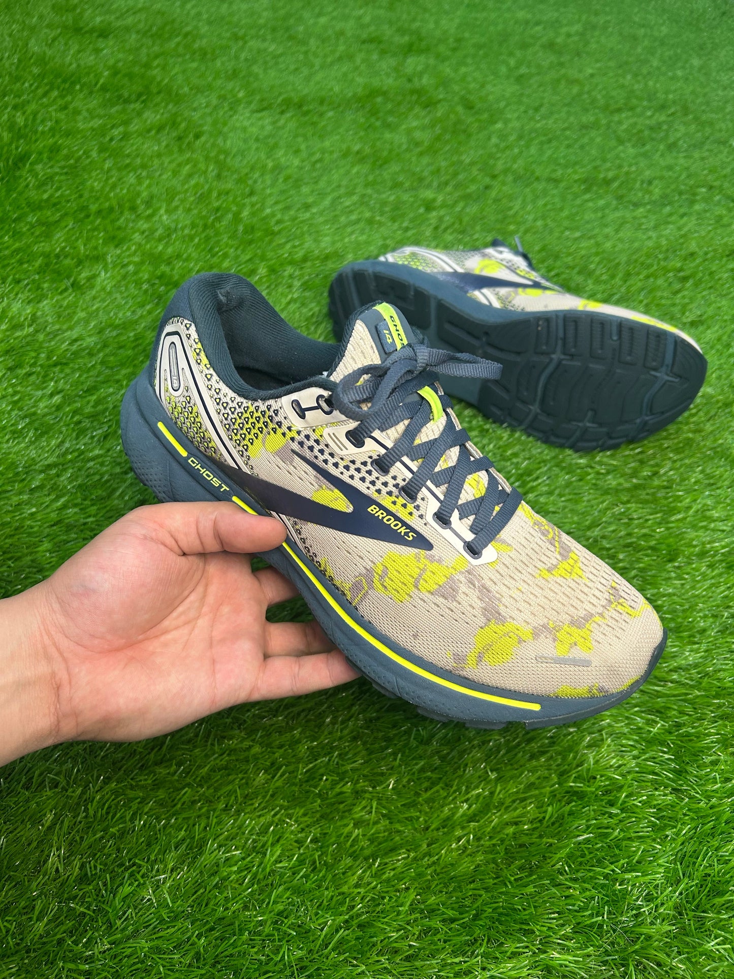 Brooks Ghost 14