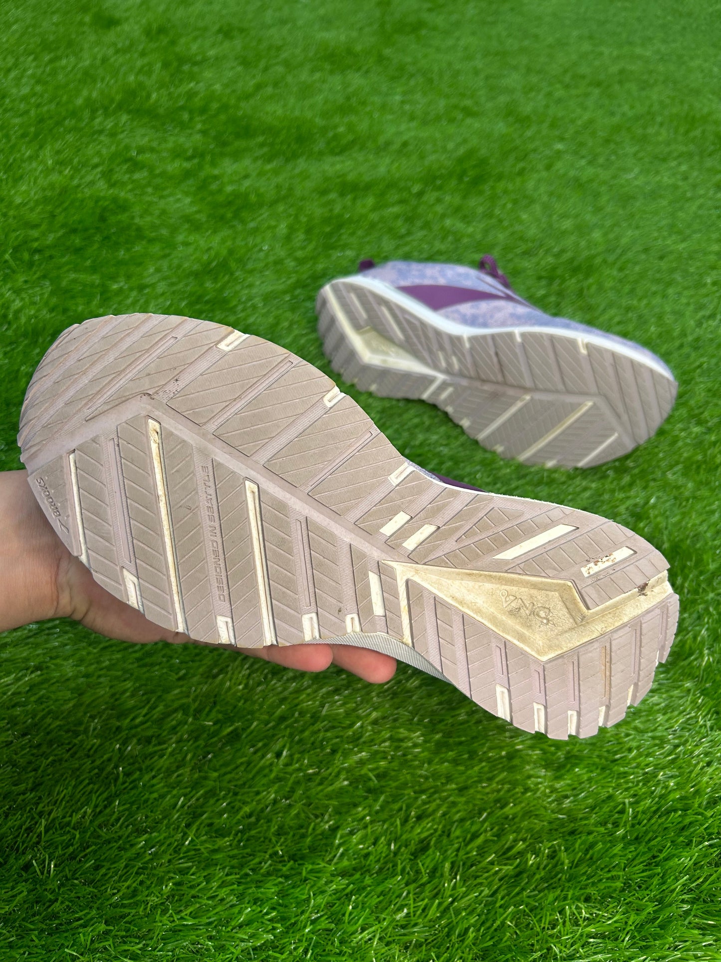 Brooks Revel 4