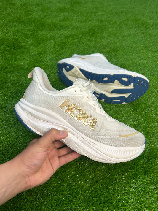 Hoka SkyFlow