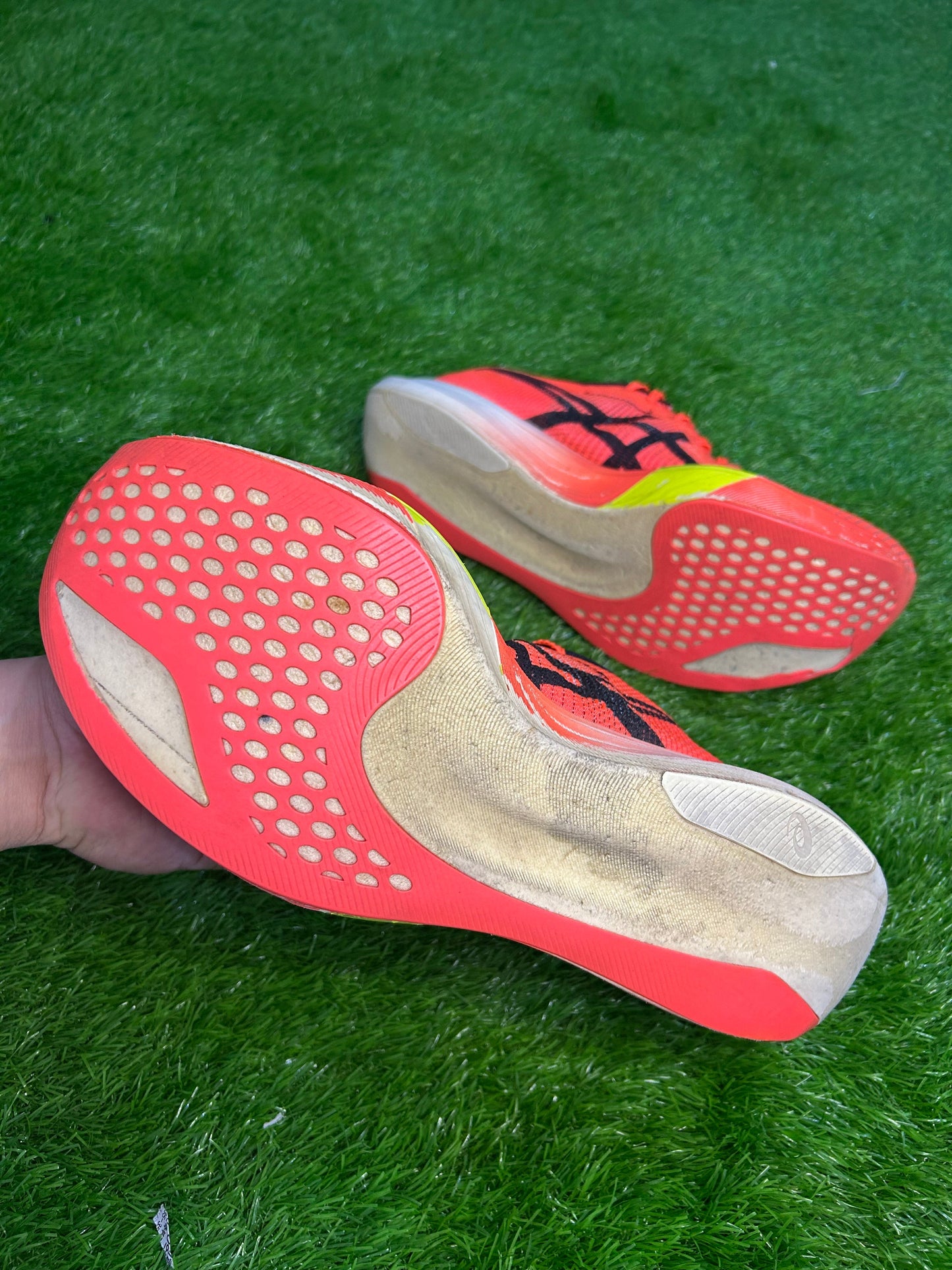 Asics MetaSpeed Sky Paris
