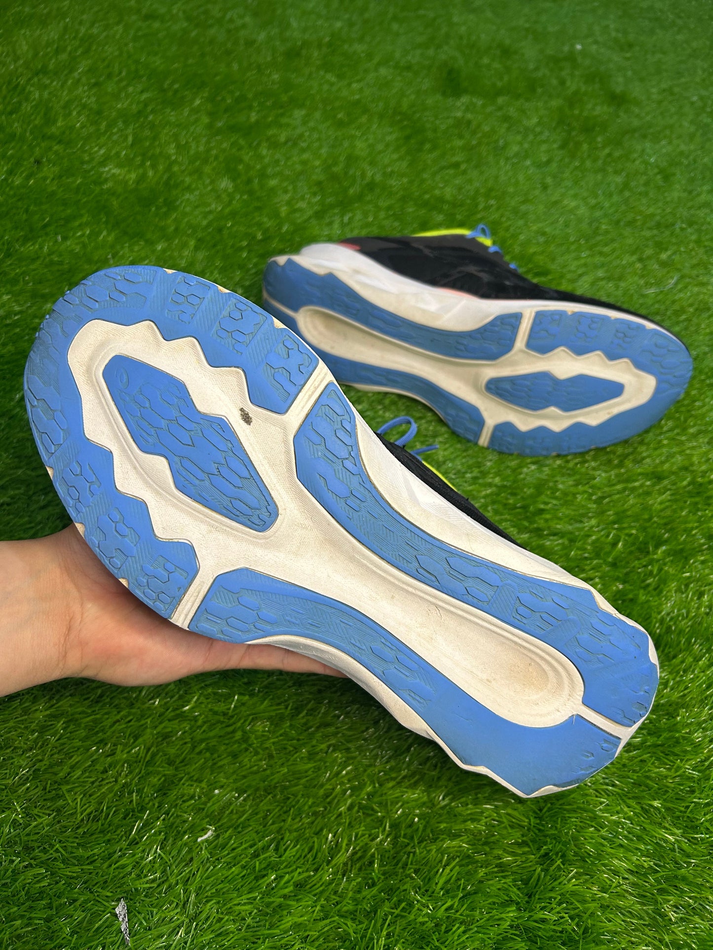 Asics Nova Blast