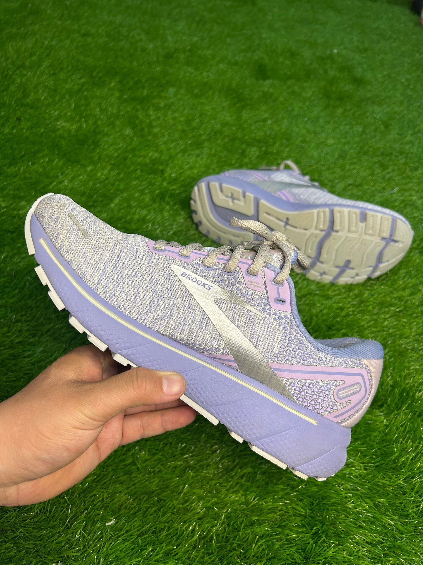Brooks Ghost 14