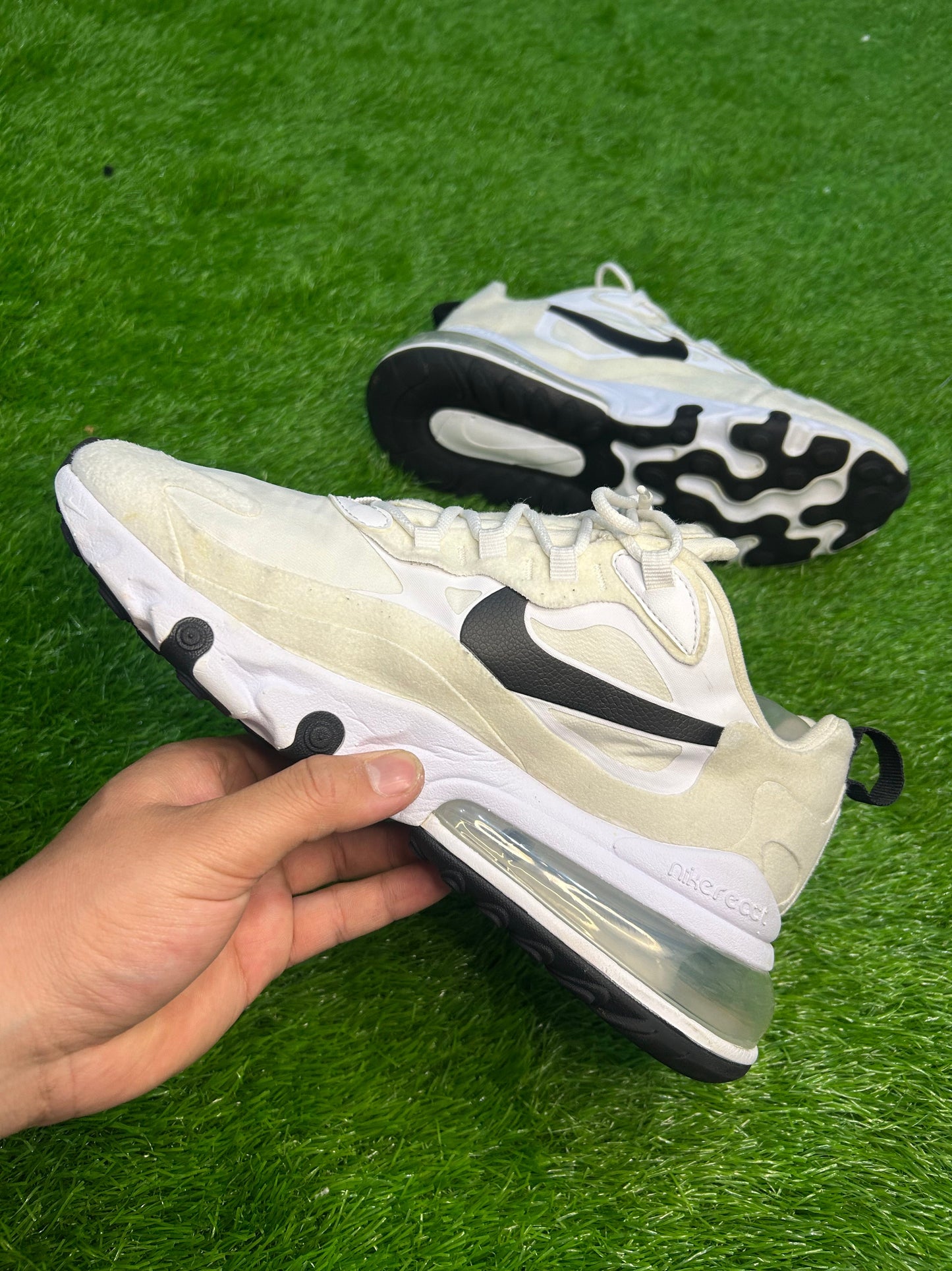 Nike AirMax 270 React