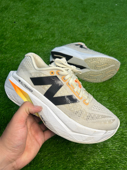 New Balance FuelCell Super Comp Trainer v3