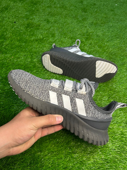 Adidas Kaptir