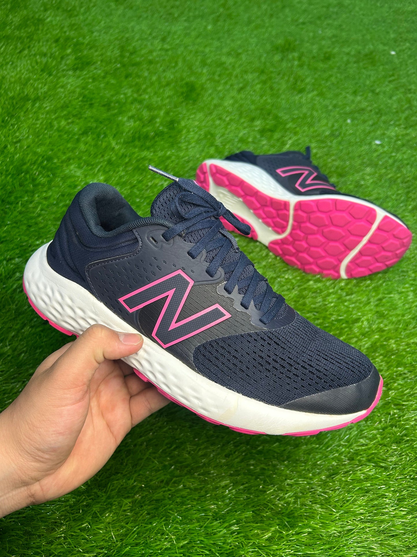 New Balance 520 V5