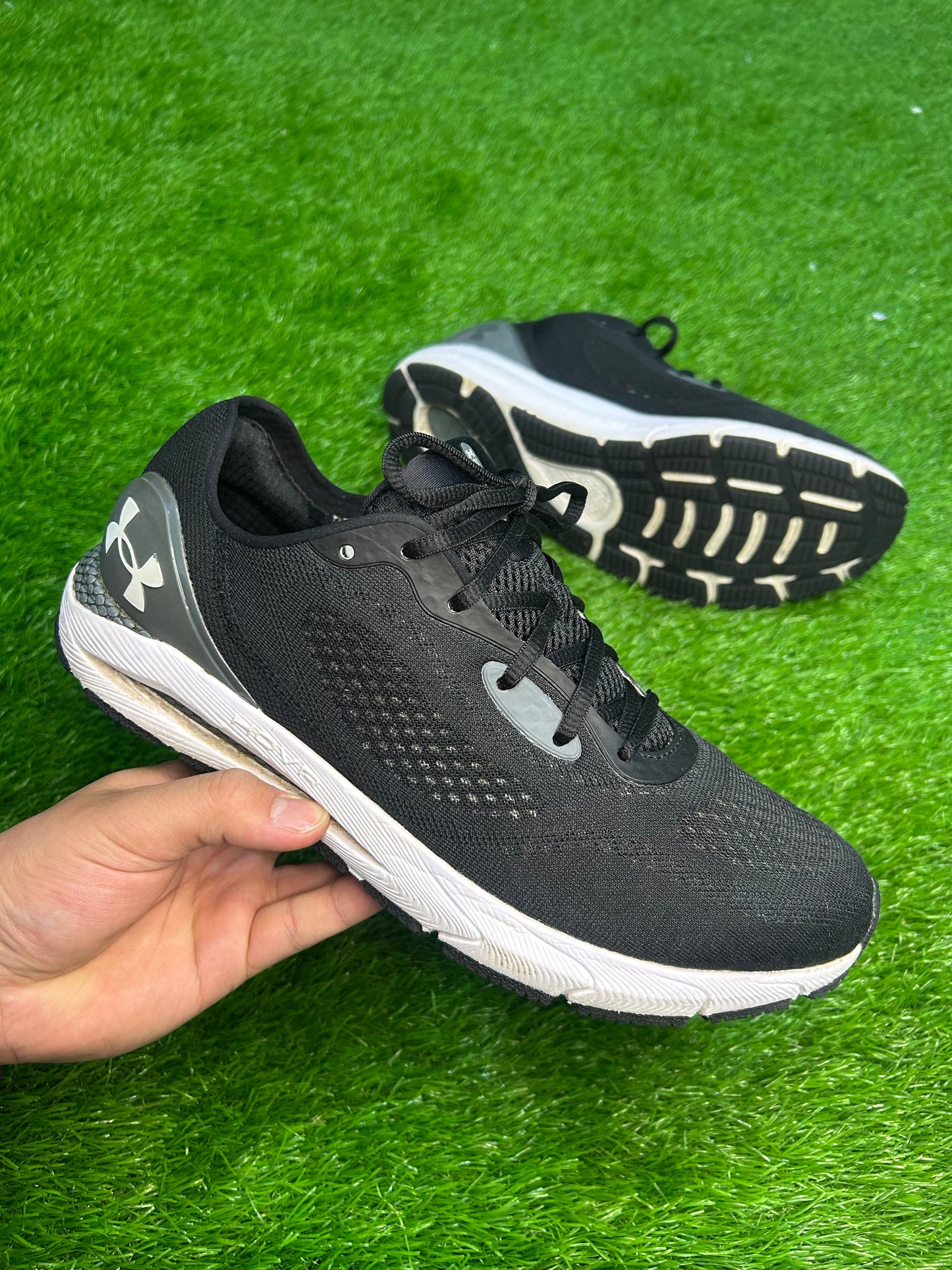 Under Armour HOVR Sonic 5