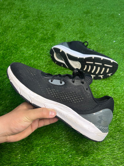 Under Armour HOVR Sonic 5