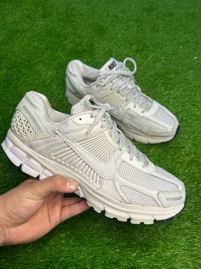 Nike Vomero 5