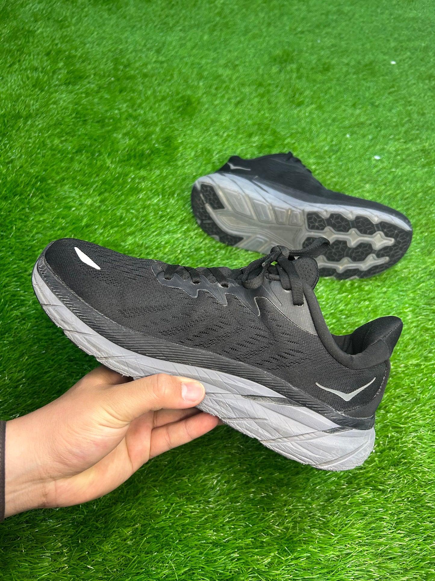Hoka One One Clifton 8