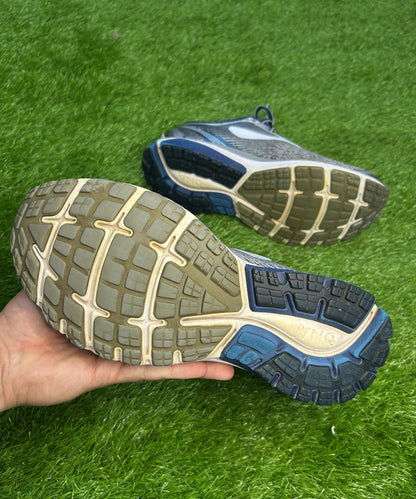 Brooks Ghost 10