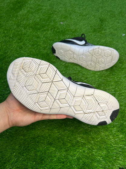 Nike Flex Contact