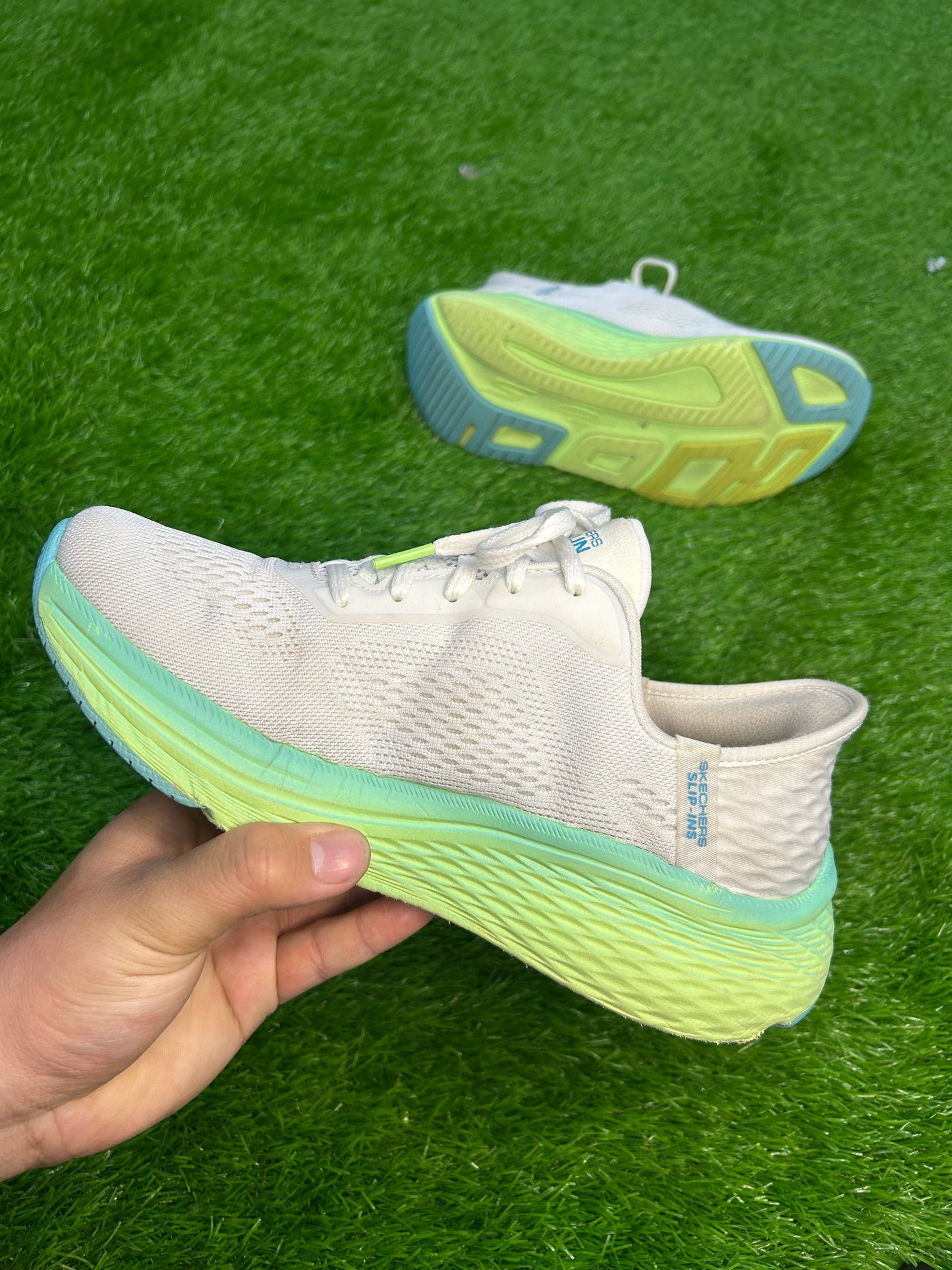 Skechers Hands Free Slip-Ins Max