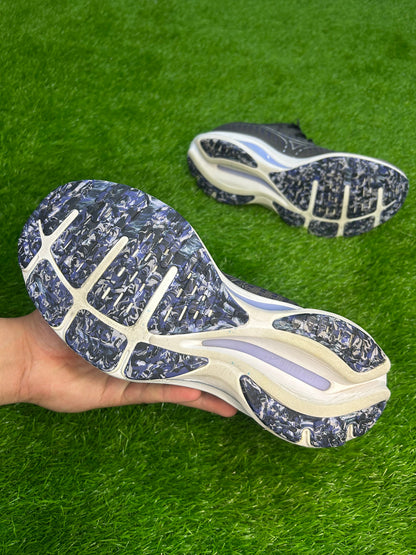 Mizuno Wave Rider 25