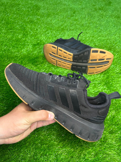 Adidas Swift Run 23