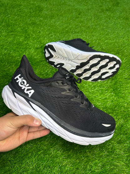 Hoka One One Clifton 8