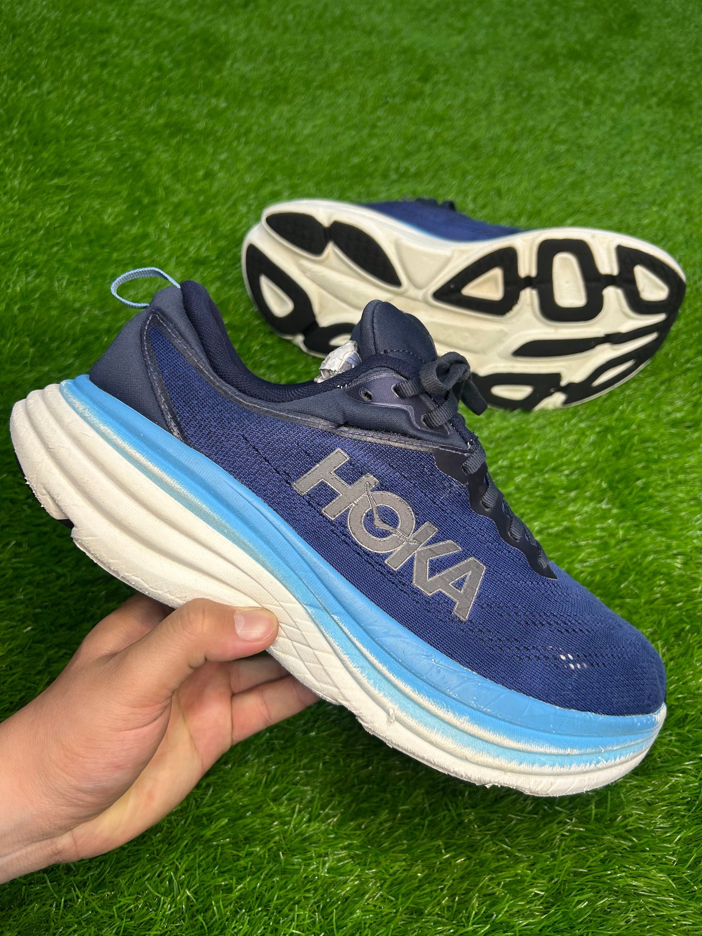 Hoka Bondi 8