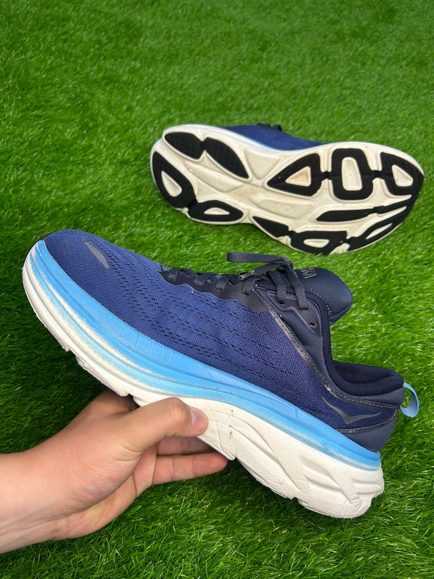 Hoka Bondi 8