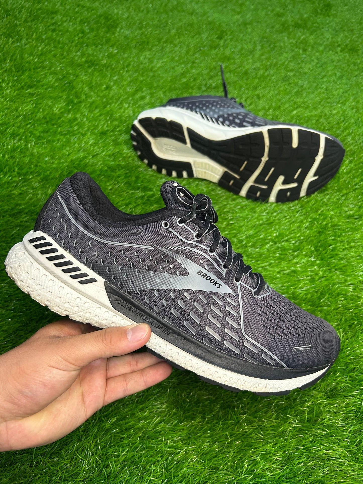Brooks Adrenaline GTS 21