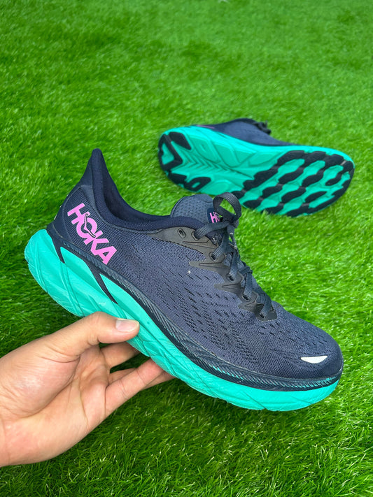 Hoka Clifton 8