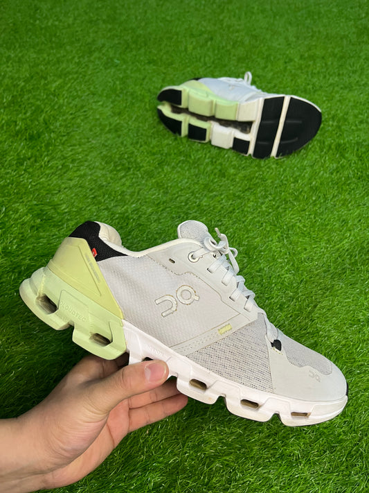 QC OnCloud Flyer 4