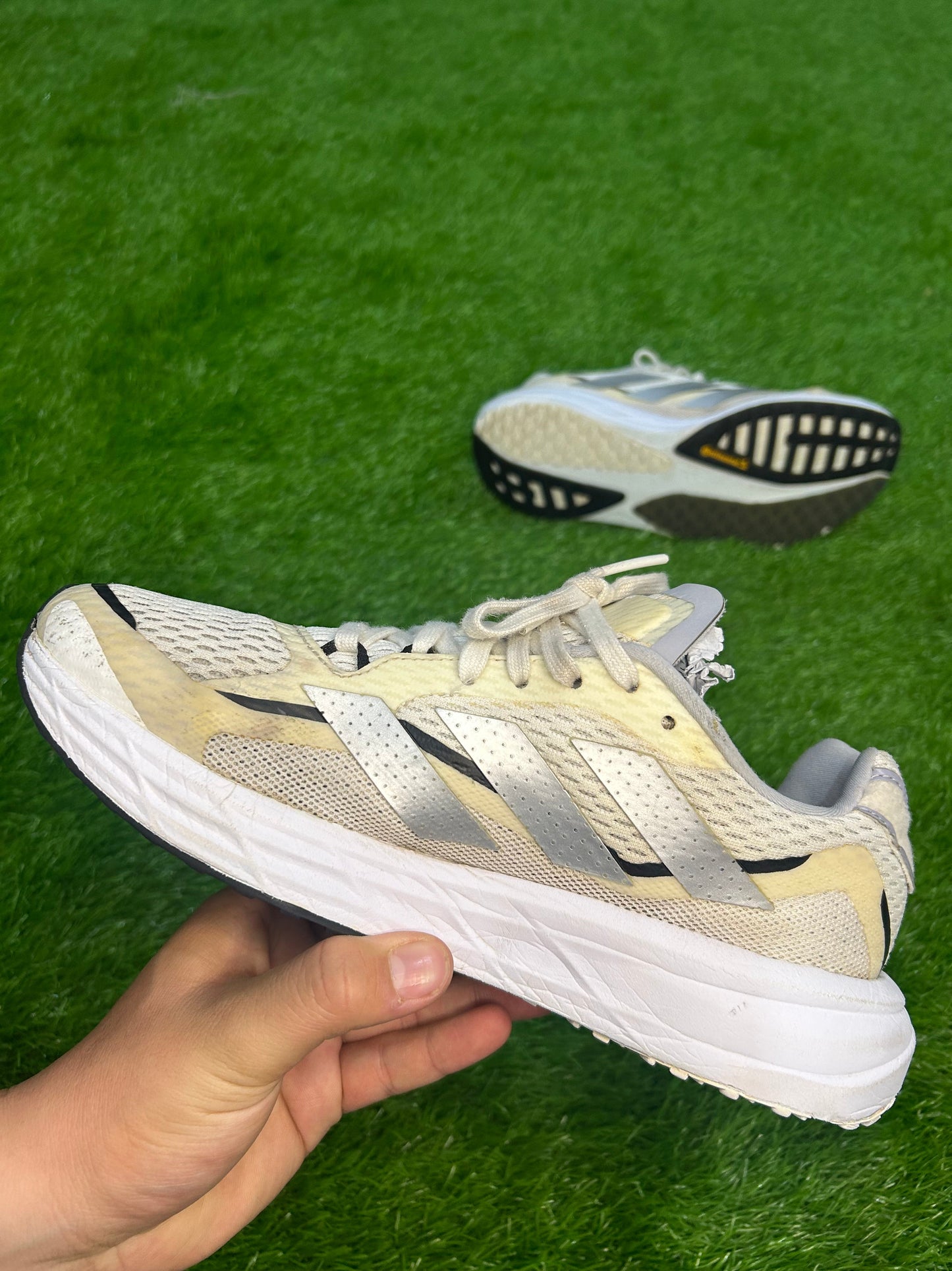 Adidas Adistar 4