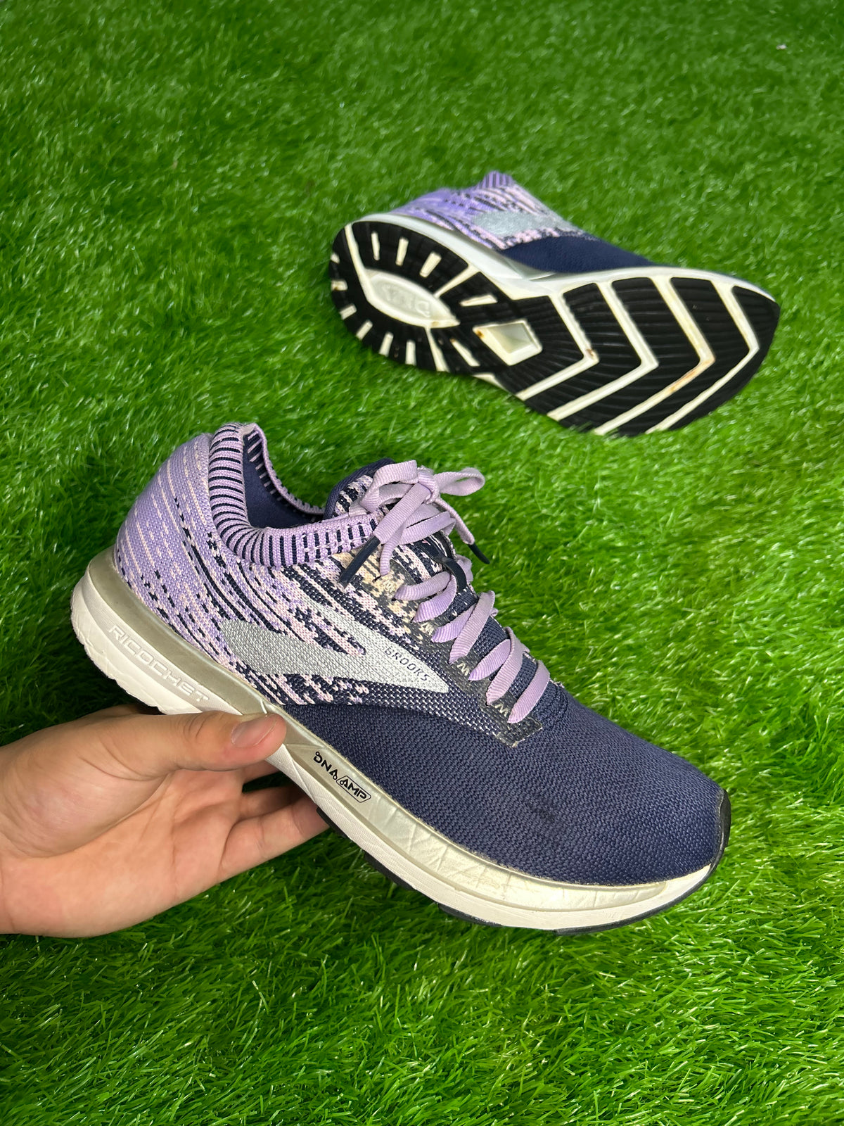 Brooks Ricochet