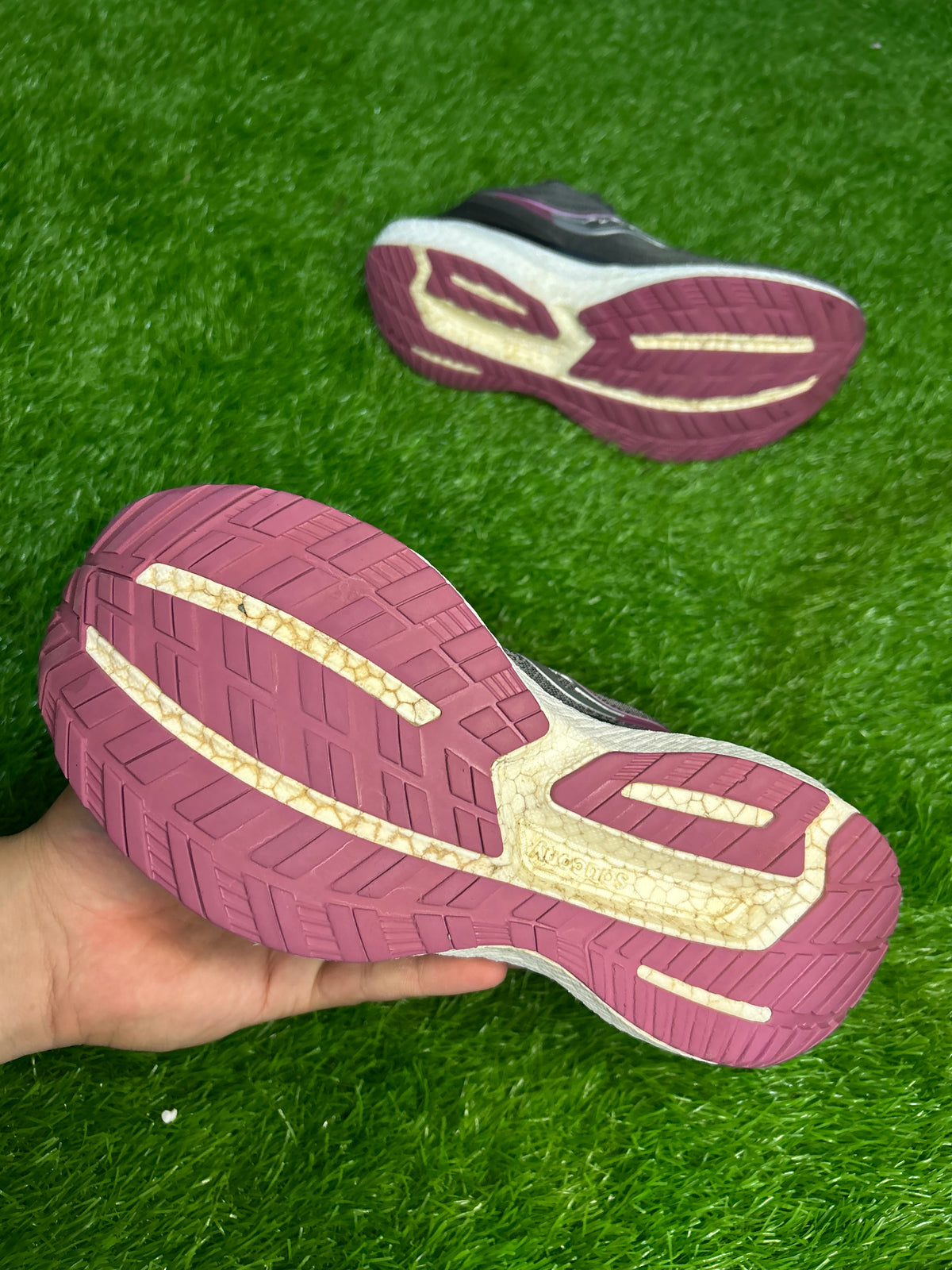 Saucony