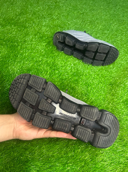 Skechers Trainers