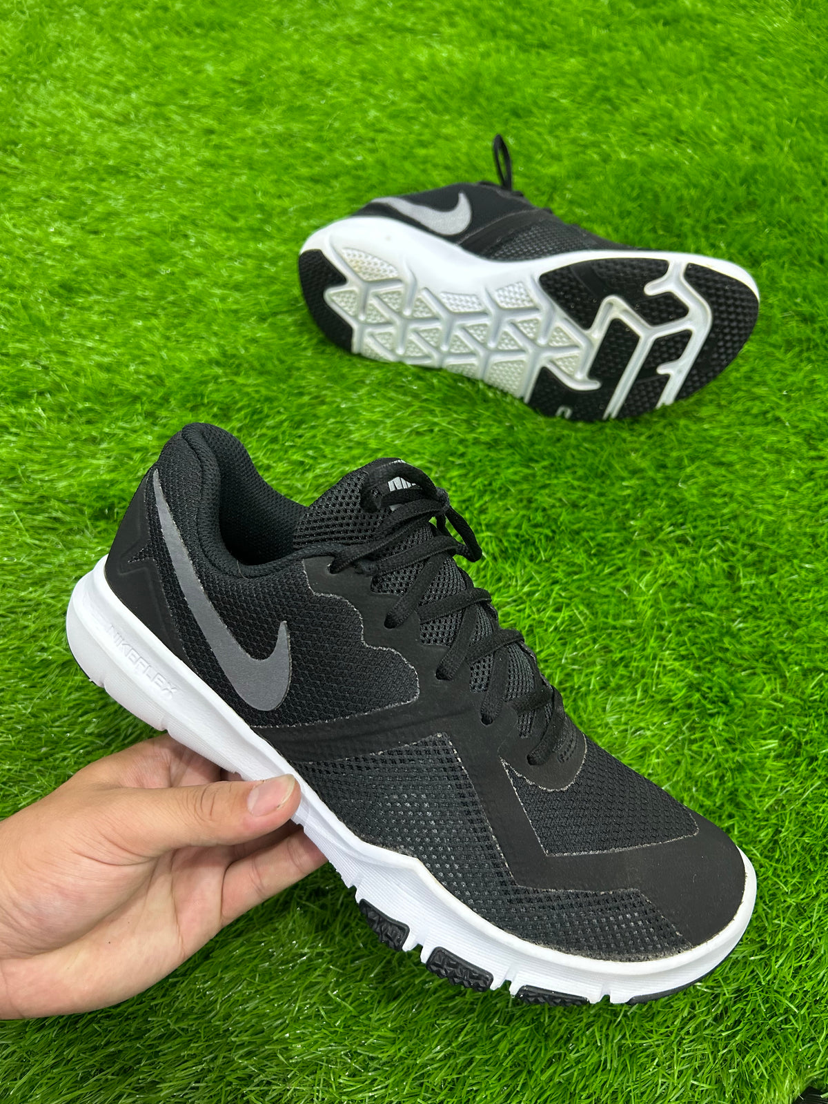 Nike Flex Control II