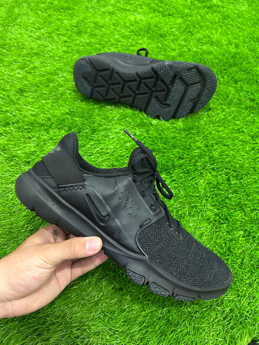 Nike Flex Control 3